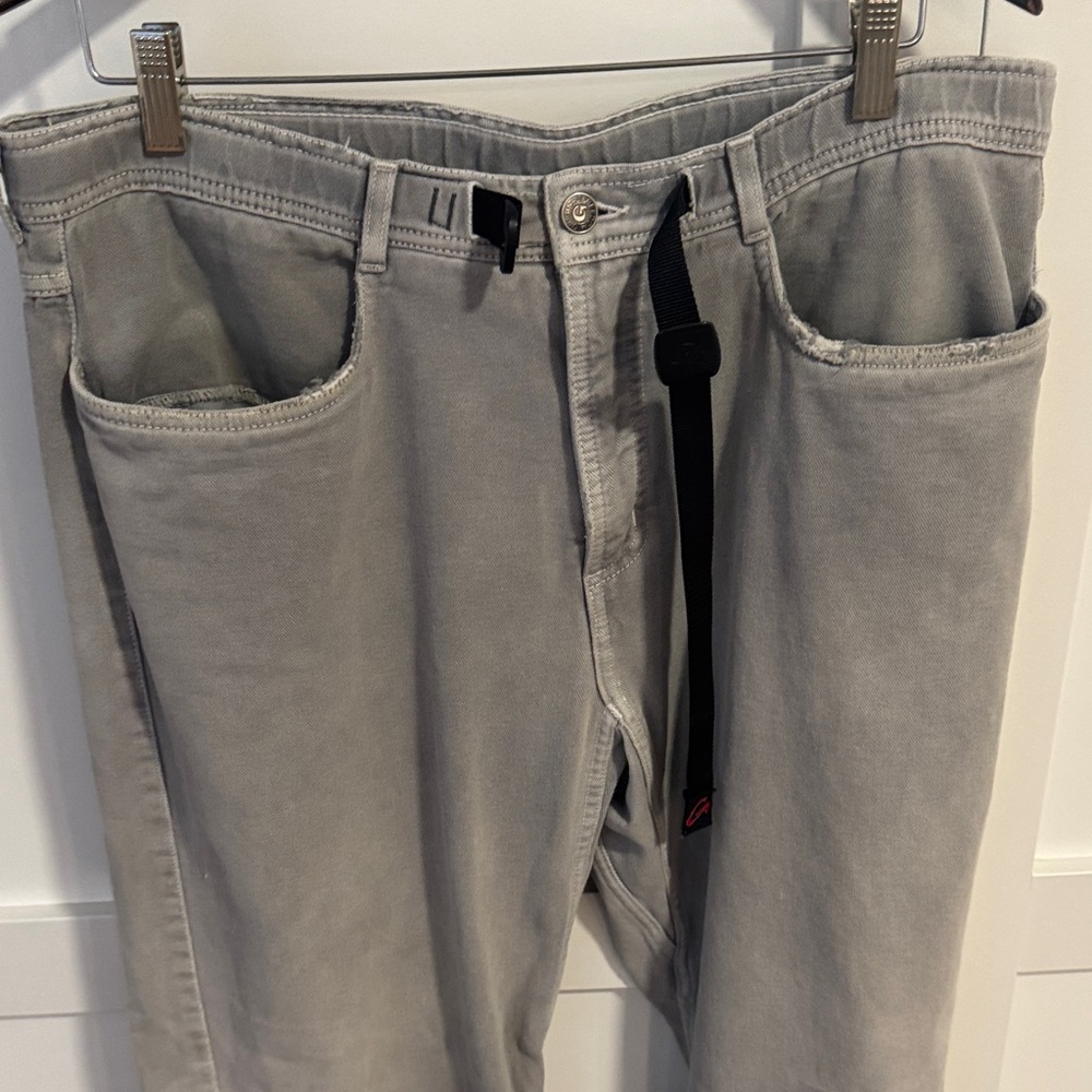 Gramicci Casual Pants with Black Belt 38-32